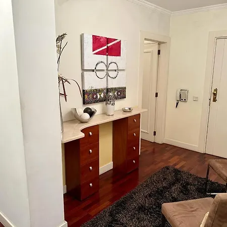 Laranjeiras Apartamento *